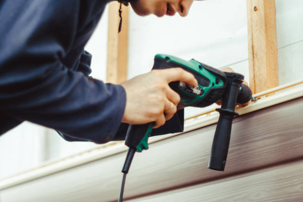 Siding Removal and Disposal in Rural Hall, NC